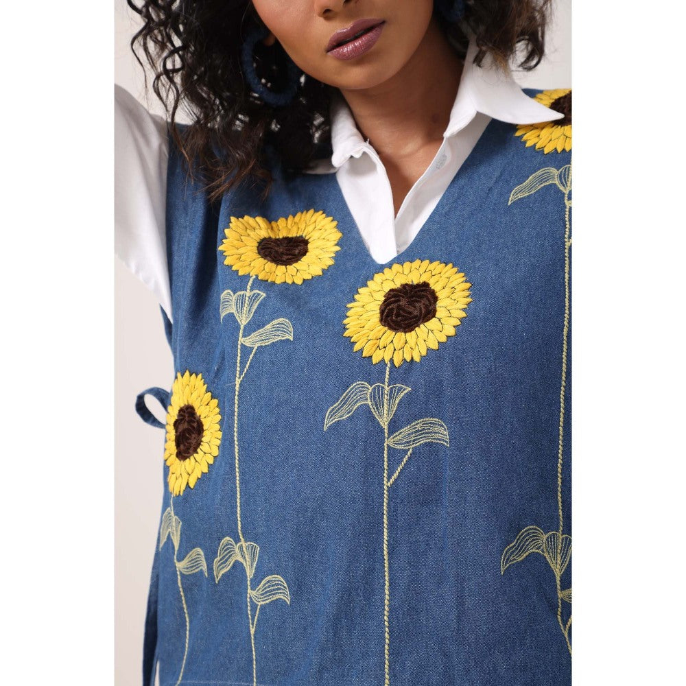 September Spring Sunflower Vest Top with Shorts - Blue
