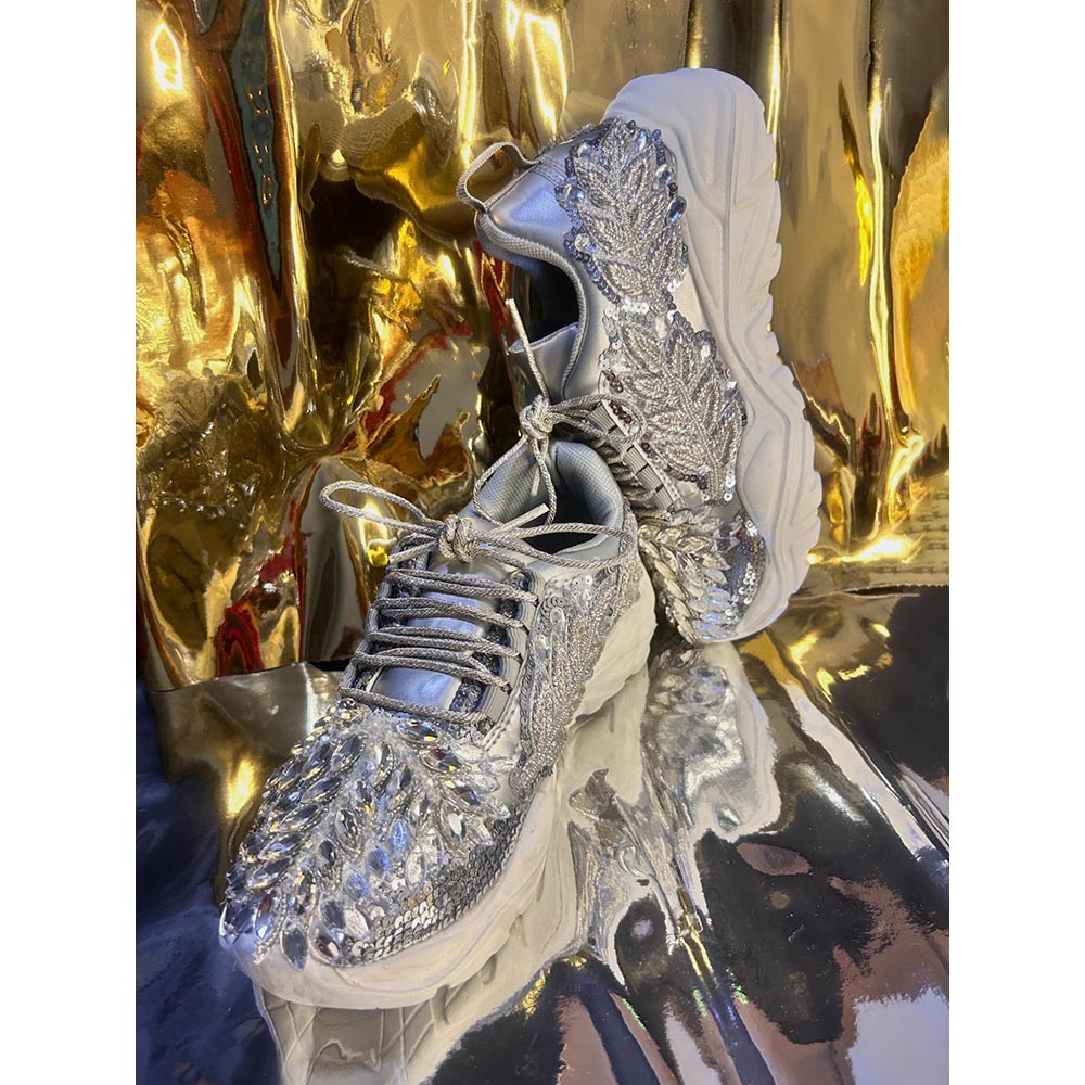 Chal Jooti Once Upon A Snowflake Silver Sneakers