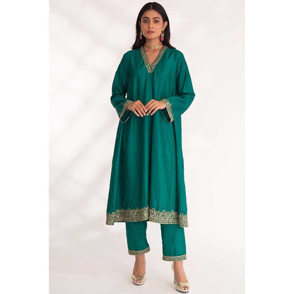 CHHAYA MEHROTRA Green Dhriti Kurta with Pant (Set of 2)