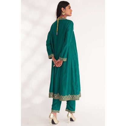 CHHAYA MEHROTRA Green Dhriti Kurta with Pant (Set of 2)
