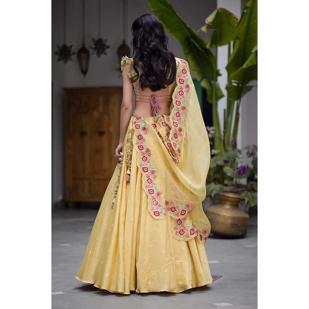 CHHAYA MEHROTRA Yellow Sunehri Lehenga with Blouse and Dupatta (Set of 3)