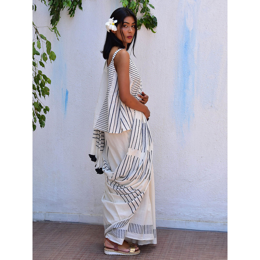 Chidiyaa Vanilla Moon Pearl Essence Handblock Printed Mulmul Cotton Saree with Unstitched Blouse