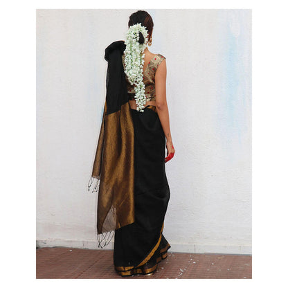 Chidiyaa Chandni Raatein Labanya Handwoven Linen Zari Saree with Unstitched Blouse