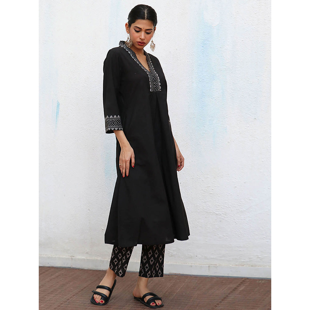 Chidiyaa Nomad Annalise Block printed Cotton Kurta Set (Set of 2)