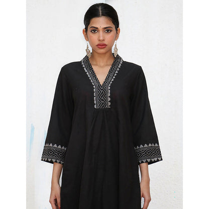 Chidiyaa Nomad Annalise Block printed Cotton Kurta Set (Set of 2)
