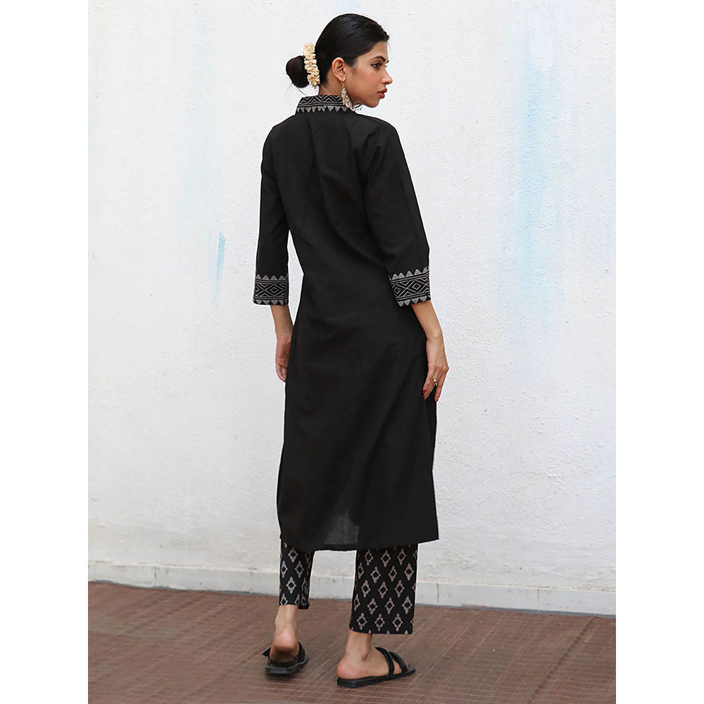 Chidiyaa Nomad Annalise Block printed Cotton Kurta Set (Set of 2)