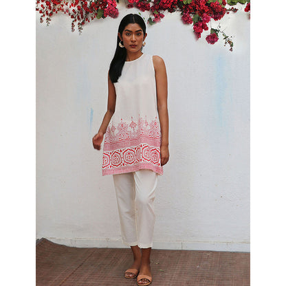 Chidiyaa Bogainvillea Souline Block Printed Kurta & Pant (Set of 2)