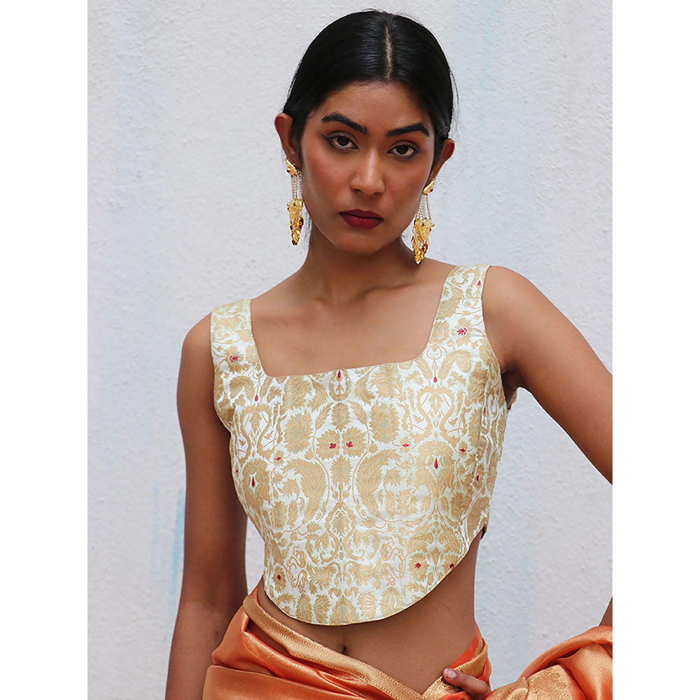 Chidiyaa Nargiz Safeeda Khimkab Off White Brocade Embroidered Stitched Blouse