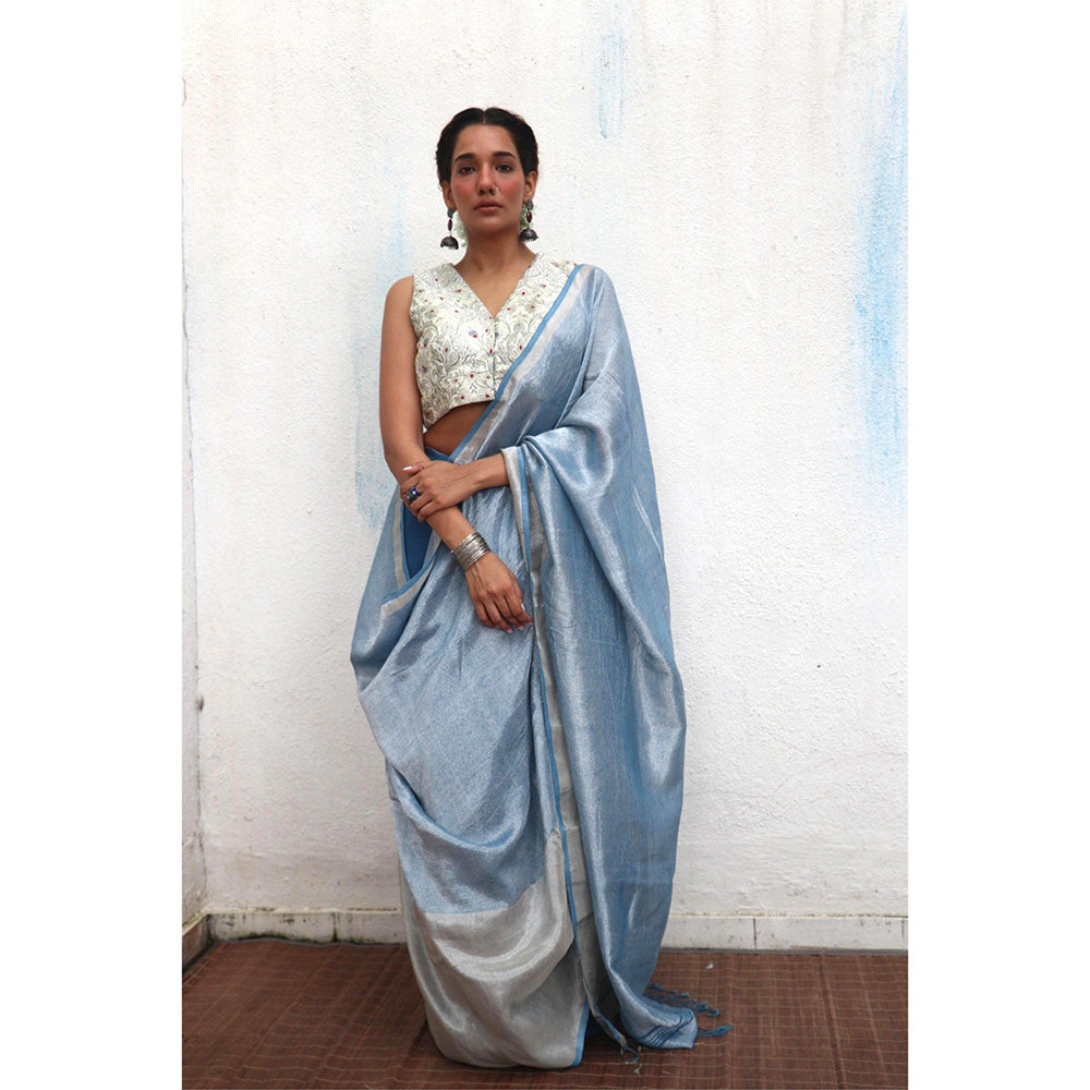 Chidiyaa Jheel Mazha Handwoven Linen Zari Saree without Blouse