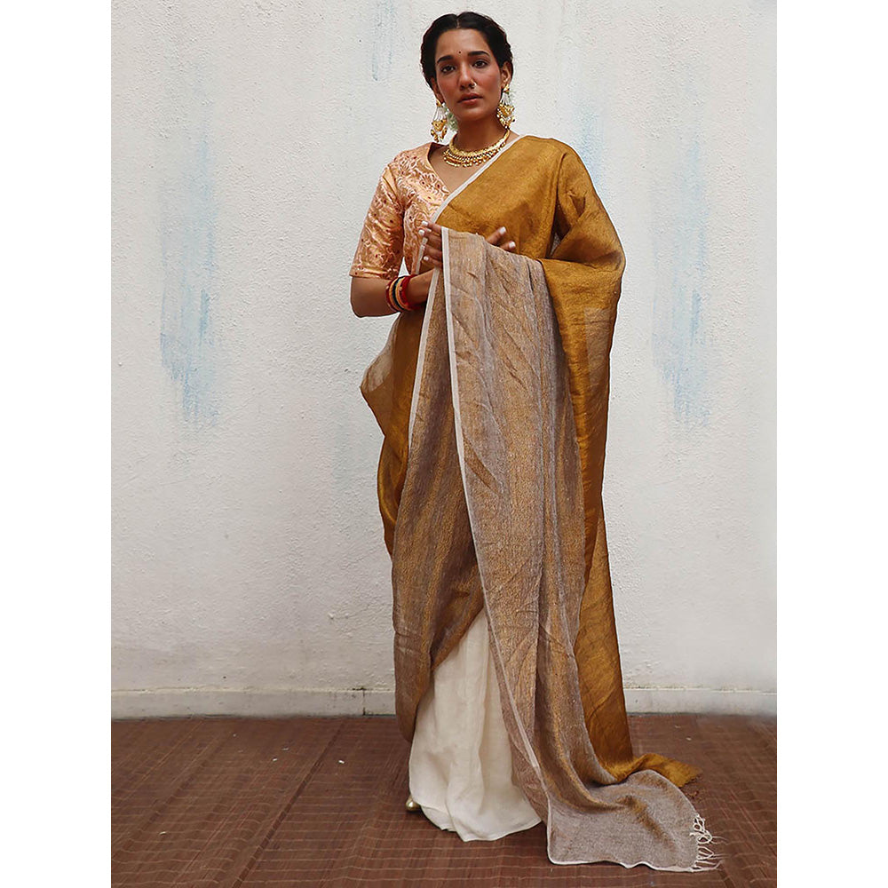 Chidiyaa Onam Udita Handwoven Linen Zari Saree with Unstitched Blouse