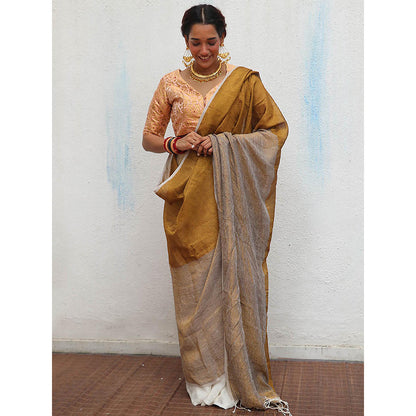 Chidiyaa Onam Udita Handwoven Linen Zari Saree with Unstitched Blouse