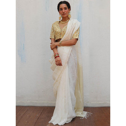 Chidiyaa Onam Ammini Handwoven Linen Zari Saree with Unstitched Blouse