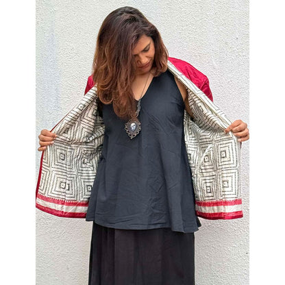 Chidiyaa Multi-Colour Sardi Ki Dhoop Heart Made Mashru Silk Reversible Jacket