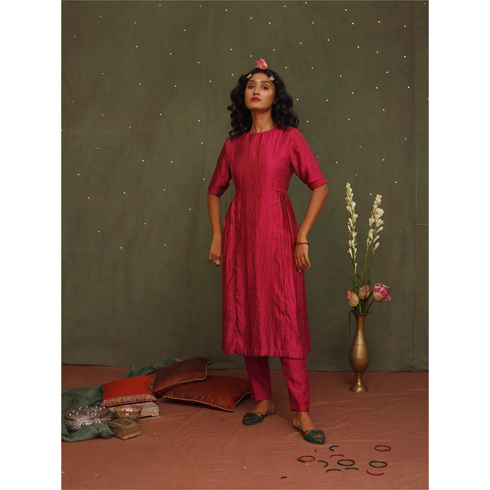 Chokhi Chorri Pink Kuchi Kurta (Set of 2)