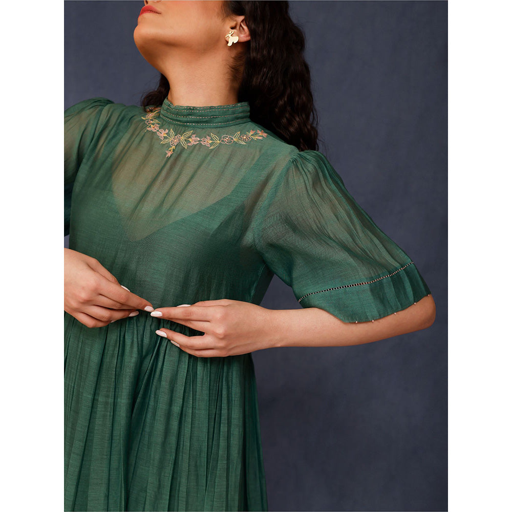 Chokhi Chorri Green Mona Maxi Dress with Inner (Set of 2)