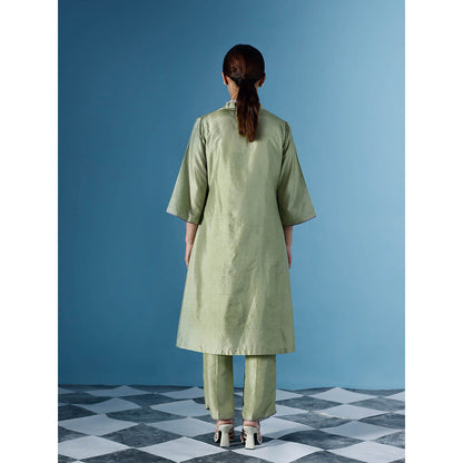 Chokhi Chorri ella Kurta with Pant (Set of 2)