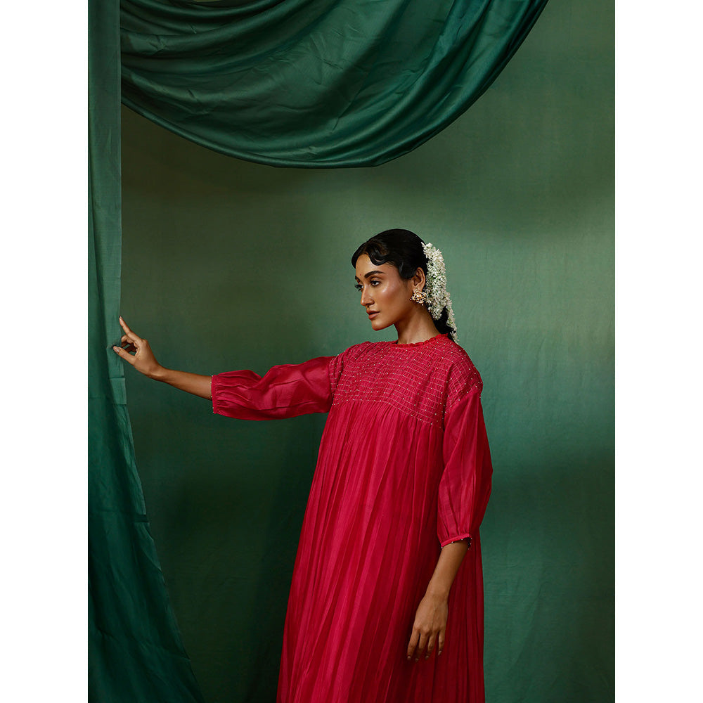 Chokhi Chorri Pink Kurta With Slip And Pant (Set of 3)