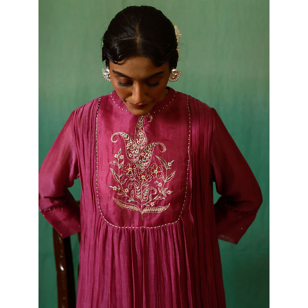 Chokhi Chorri Burgundy Kurta With Pant (Set of 2)