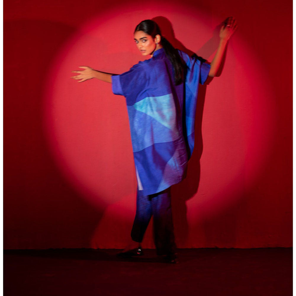 clos Blue Asymmetric Longline Kaftan With Pant (Set of 2)