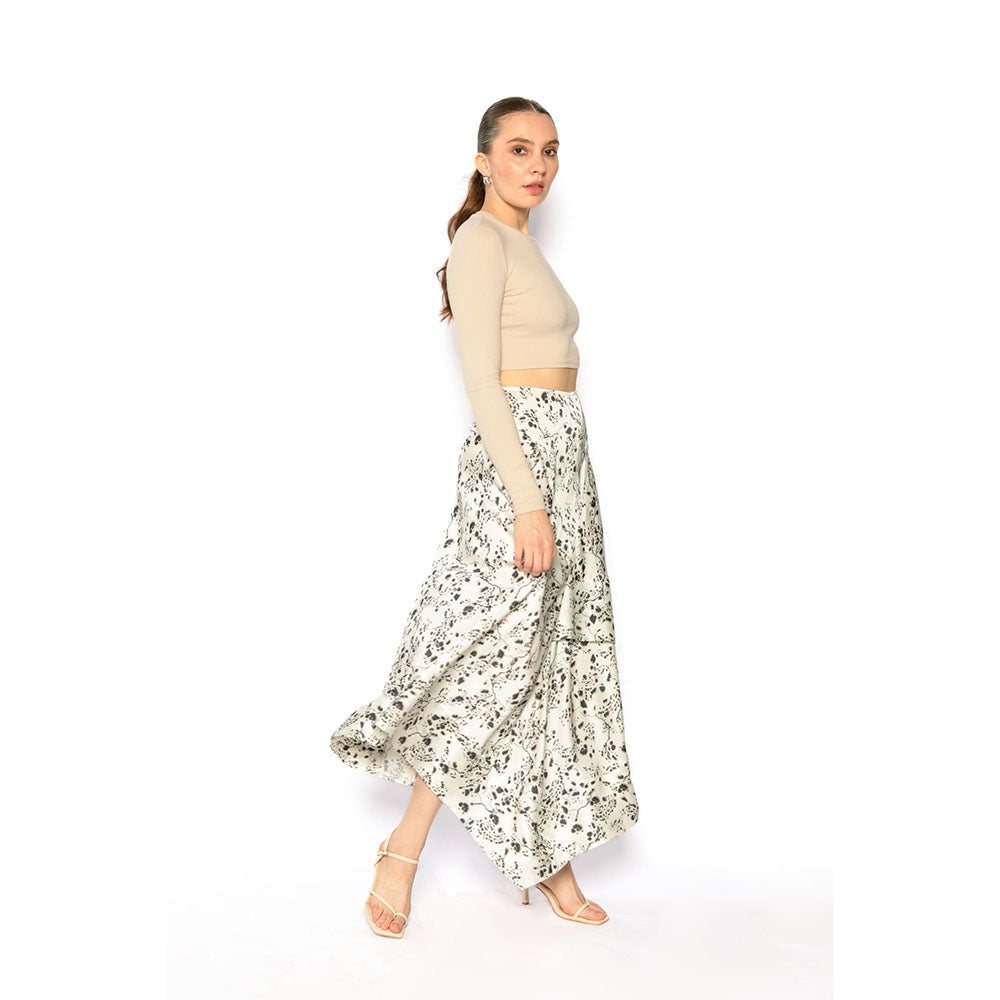 Contemponari Women Lycra Printed White Skirt