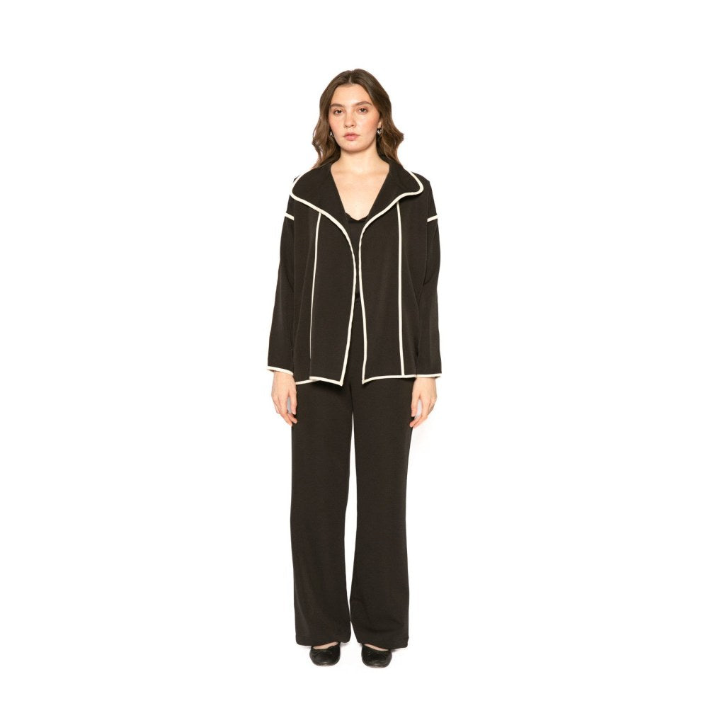 Contemponari Womens The Solid Black Shrug