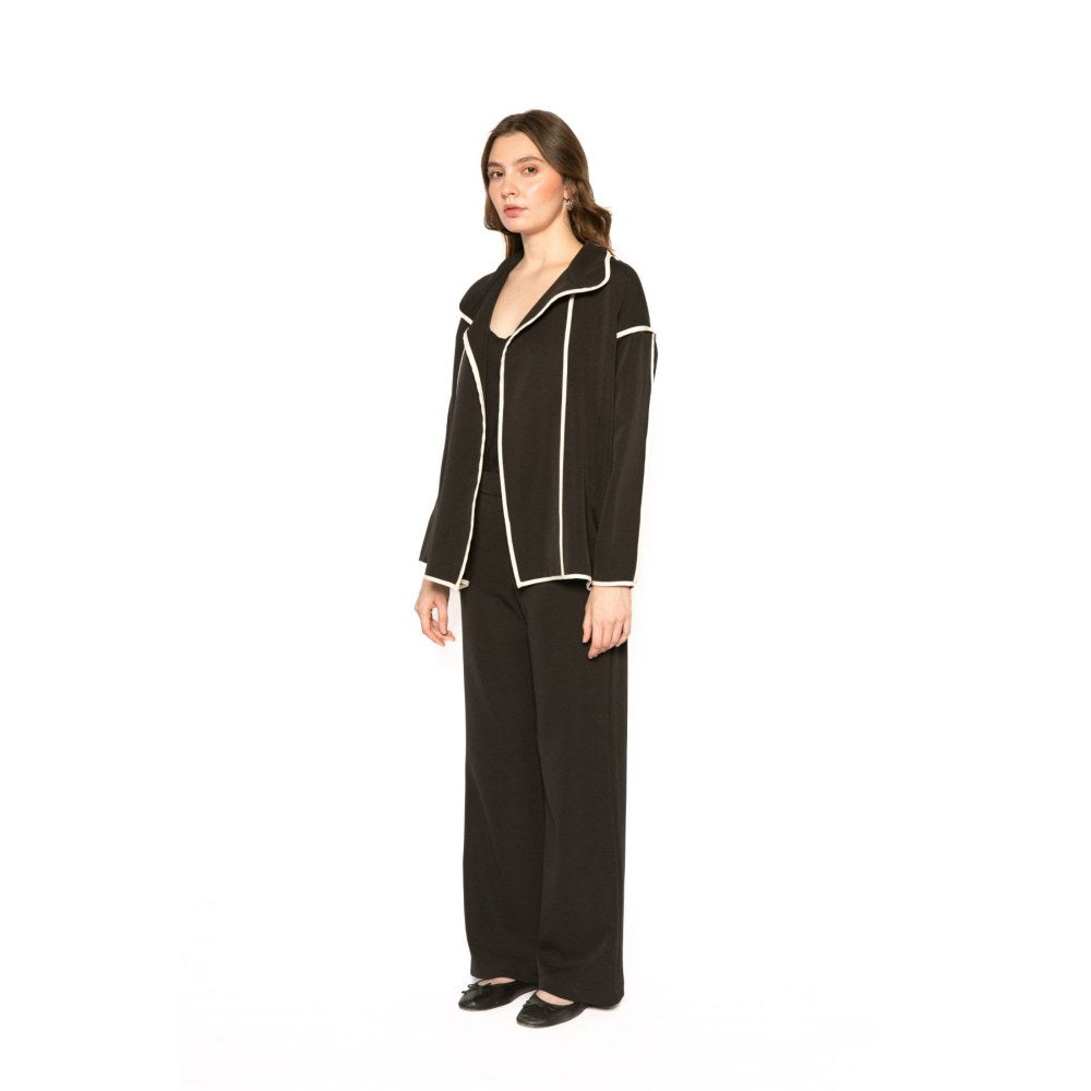 Contemponari Womens The Solid Black Shrug