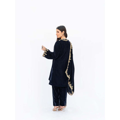 Daljit Sudan Navy Blue Velvet Kurta with Pant and Cape (Set of 3)