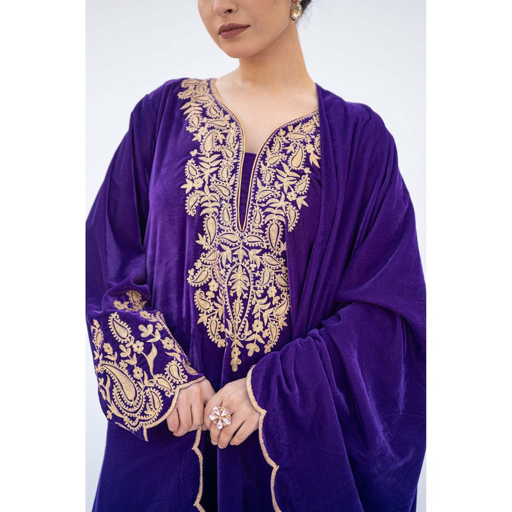 Daljit Sudan Purple Velvet Aari Kurta with Pant and Dupatta (Set of 3)