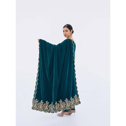 Daljit Sudan Teal Velvet Aari Kurta with Pant and Dupatta (Set of 3)