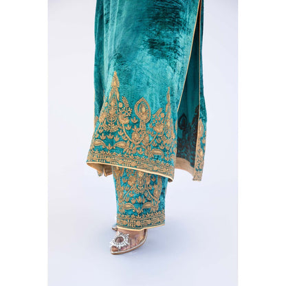 Daljit Sudan Teal Shaneel Heavy Kurta with Pant and Dupatta (Set of 3)