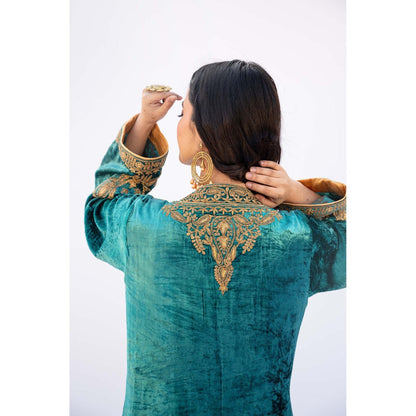 Daljit Sudan Teal Shaneel Heavy Kurta with Pant and Dupatta (Set of 3)