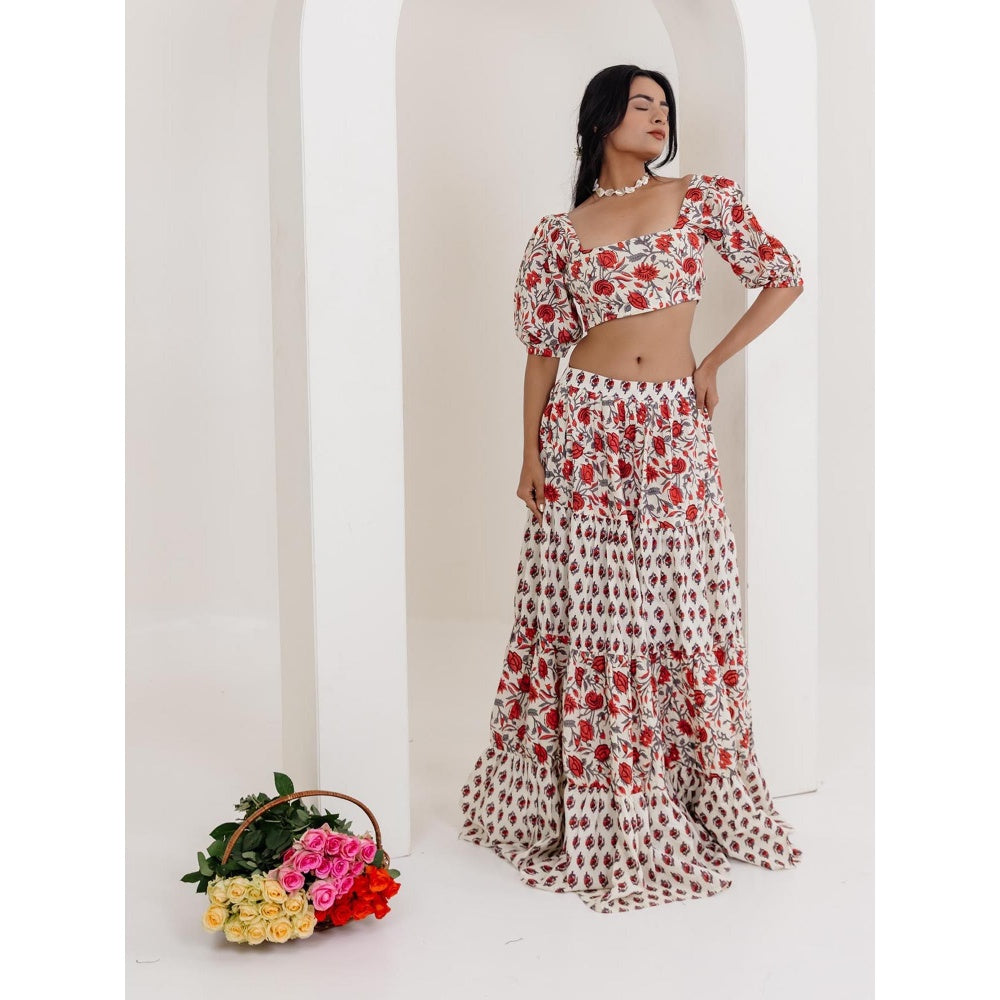 DEASHA INDIA White Enora Cotton Floral Printed Crop Top with Skirt (Set of 2)