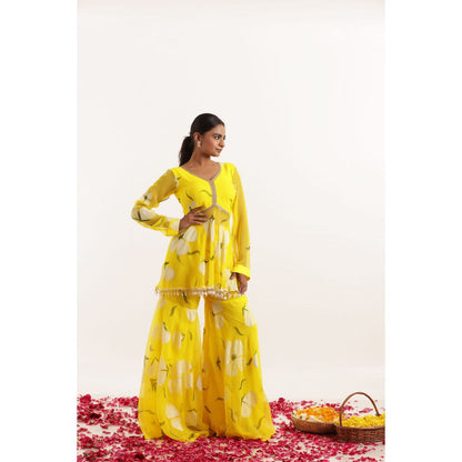 DEASHA INDIA Lehar Yellow Hand Painted Floral Coord Set (Set of 2)