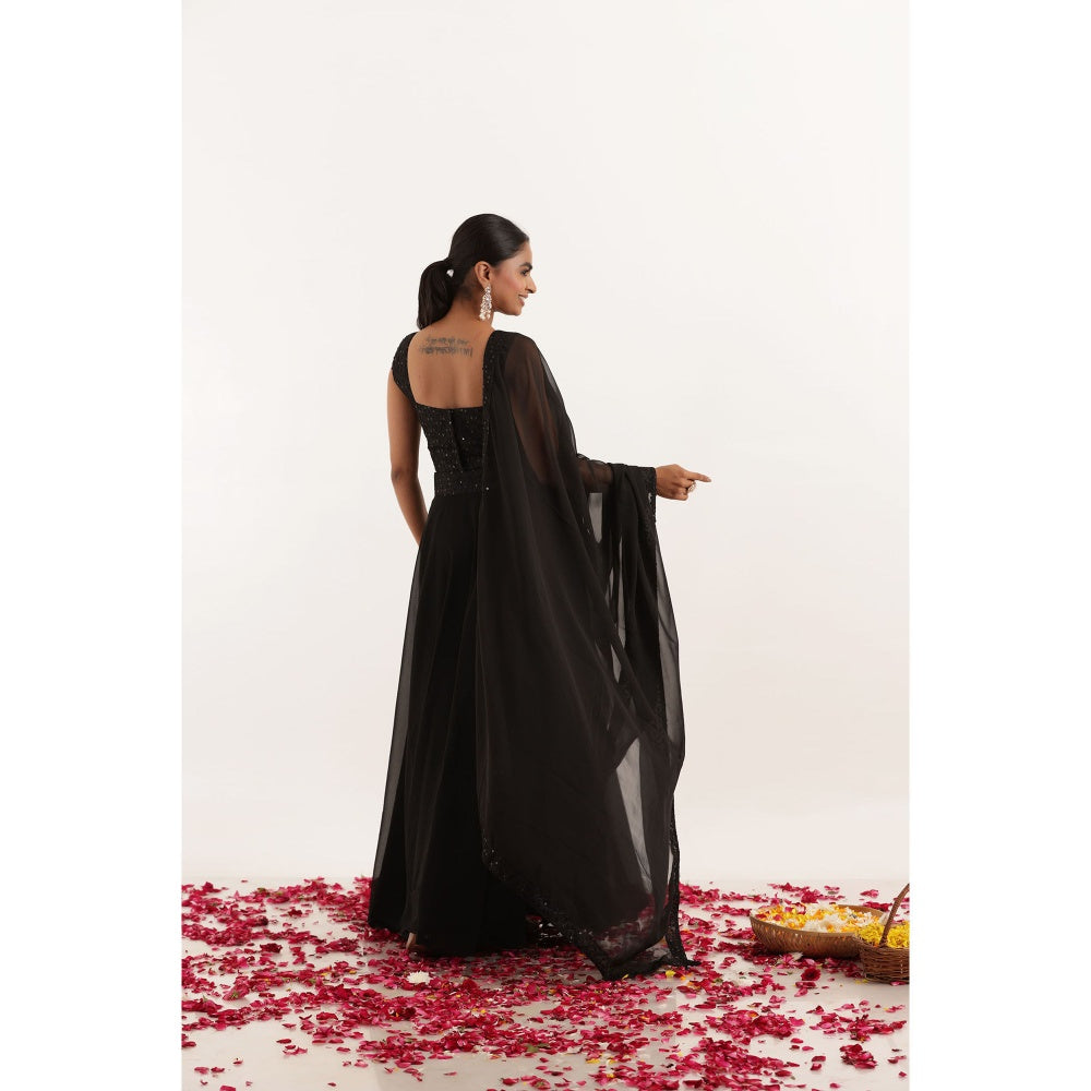 DEASHA INDIA Avani Detailed Black Lehenga with Blouse and Dupatta (Set of 3)