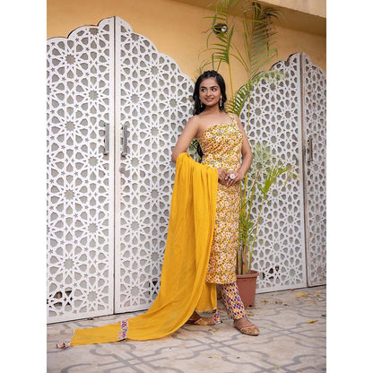 DEASHA INDIA Emaya Yellow One Shoulder Straight Kurta with Pant and Dupatta (Set of 3)