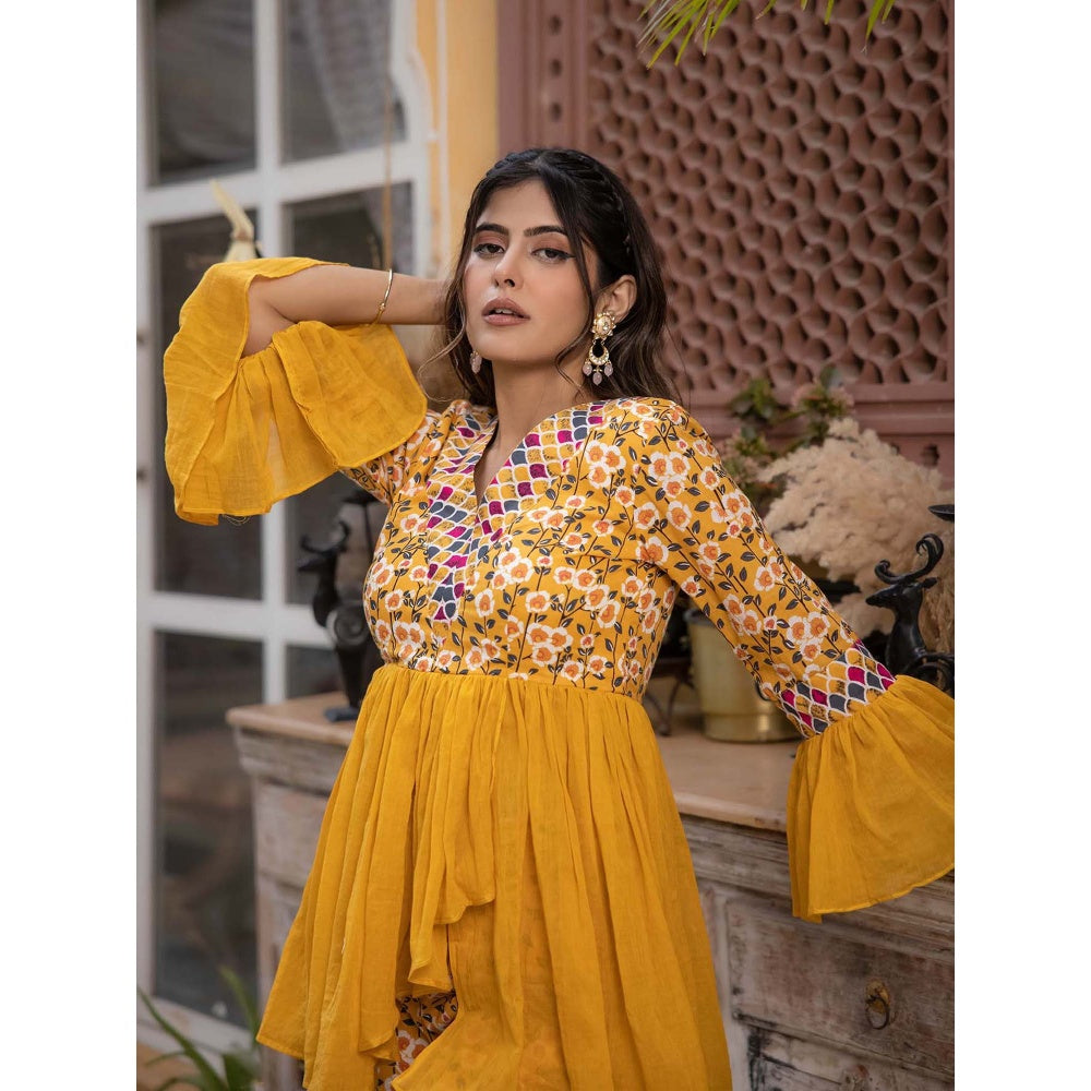 DEASHA INDIA Faria Yellow Cotton Co-Ord (Set of 2)