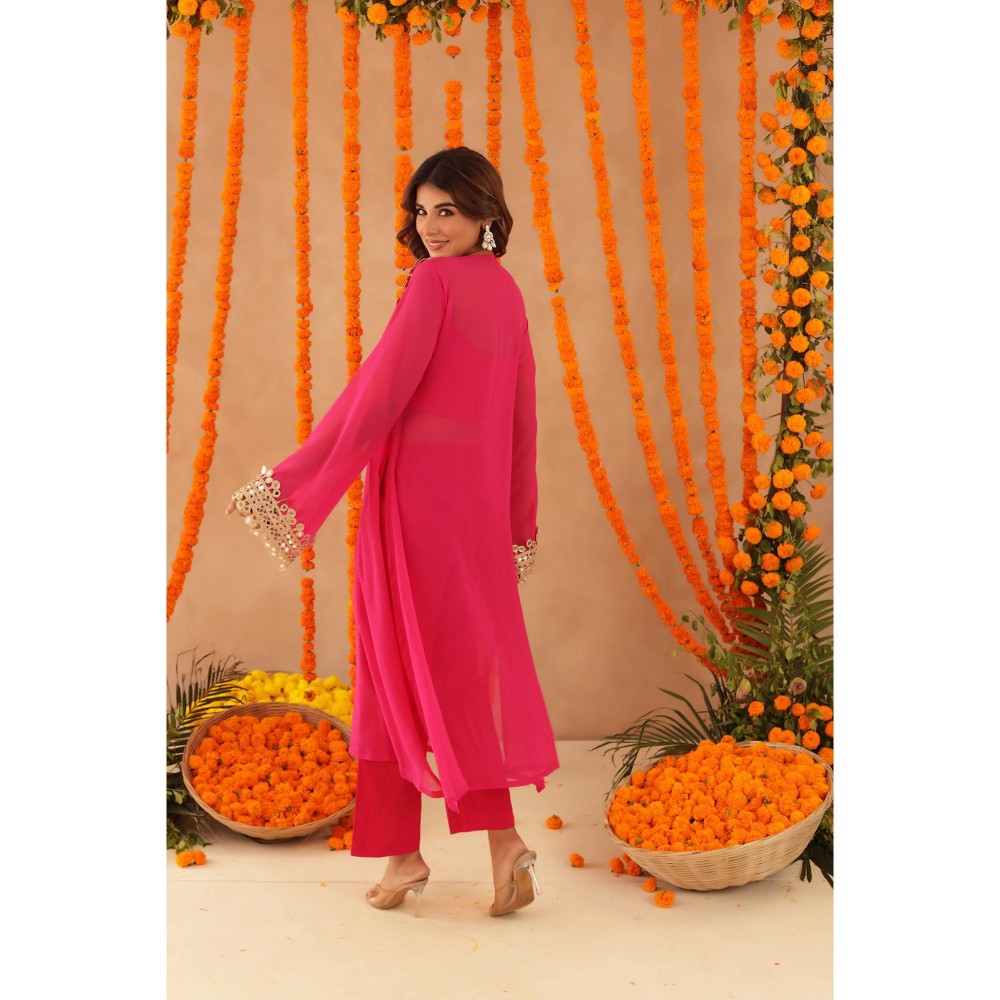 DEASHA INDIA Ketaki Pink Mirror Lace Work Kurta with Bustier & Dupatta