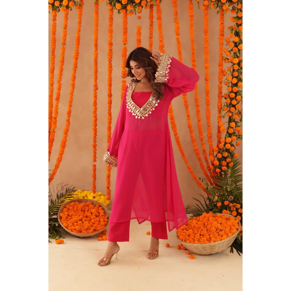 DEASHA INDIA Ketaki Pink Mirror Lace Work Kurta with Bustier & Dupatta