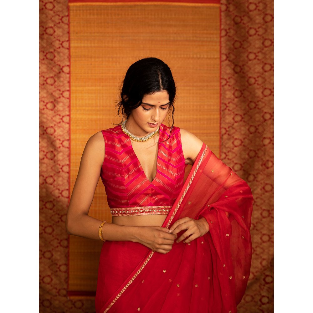 DEEPTHEE Sita Hand Embellished Mandala Palla Saree with Stitched Blouse