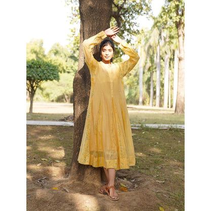 Dhaari by Deepika Handwoven Silk Dress with Hand Painted & Kantha Embroidery with Knots