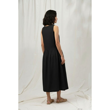 Doodlage Susan Black Midi Dress
