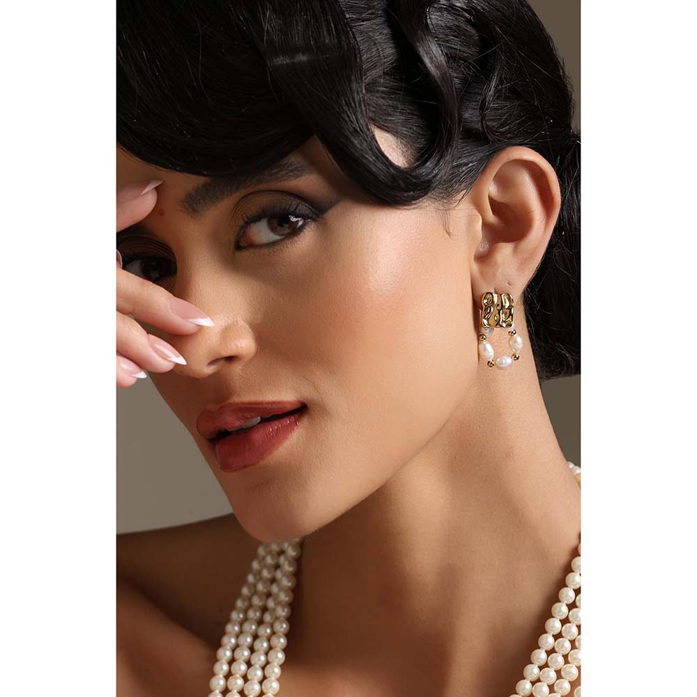 Dusala India White Handmade Elegance Earrings
