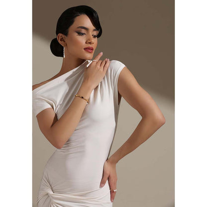 Dusala India White Minimalist Radiance Bracelet