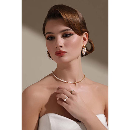 Dusala India White Collar Necklace