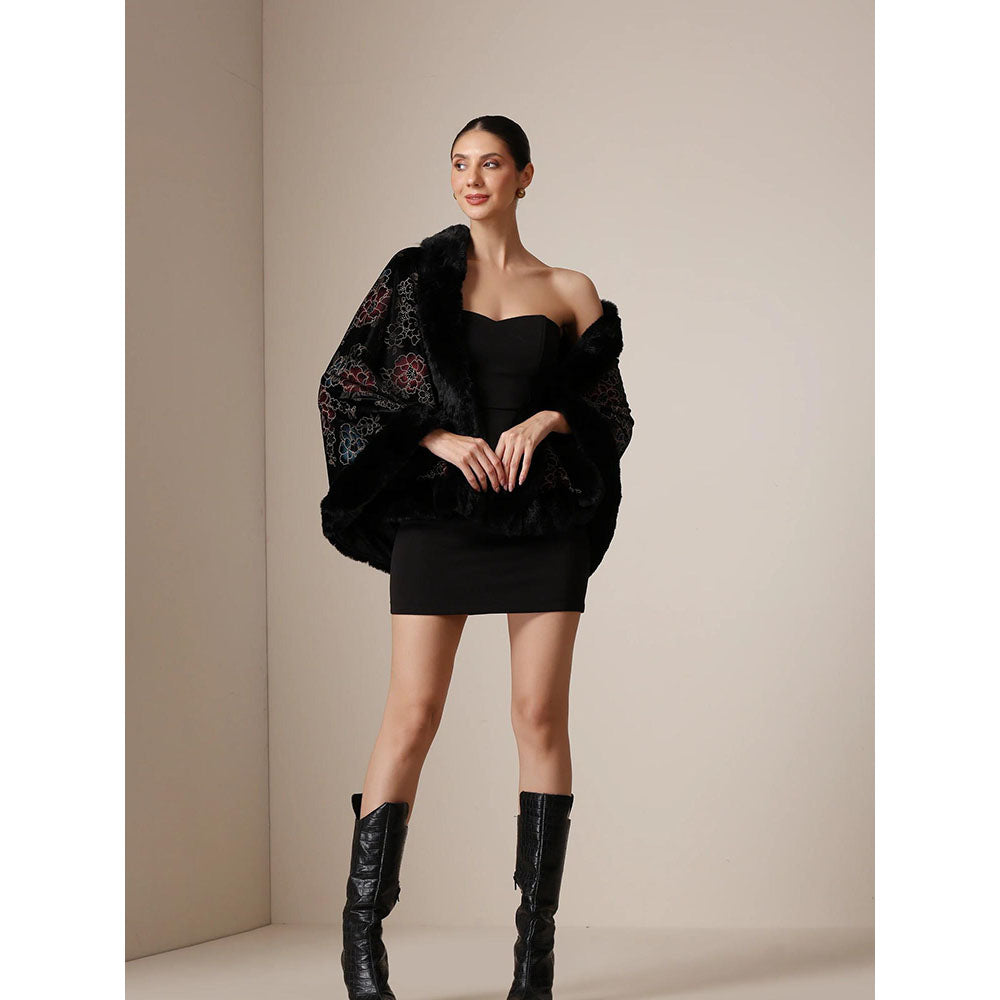 Dusala India Dusala Noir Bloom Vegan Fur Cape