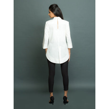 Echke Collared Top