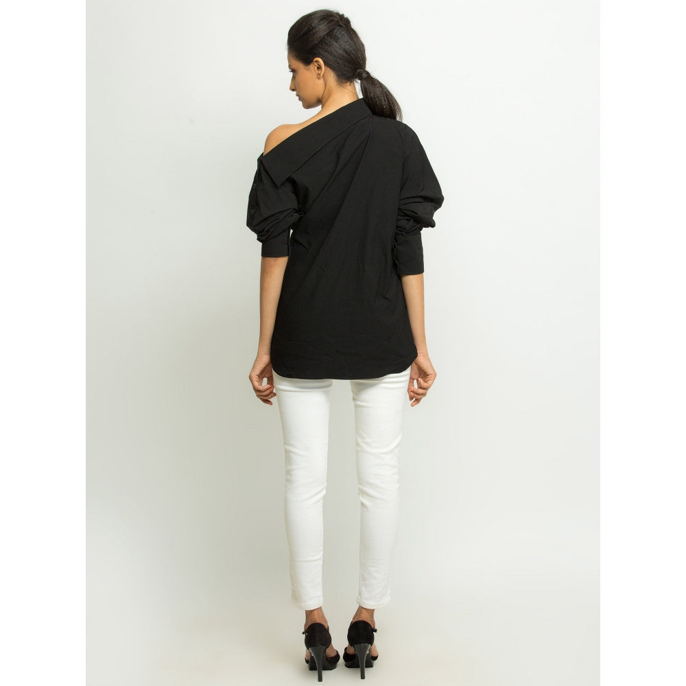 Echke Off Shoulder Shirt