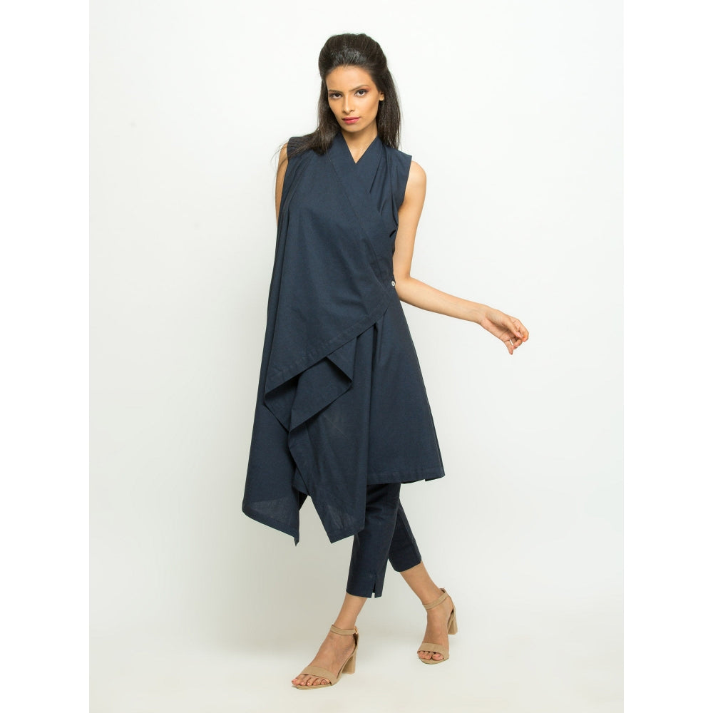 Echke Sleeveless Co-Ord (Set of 2)