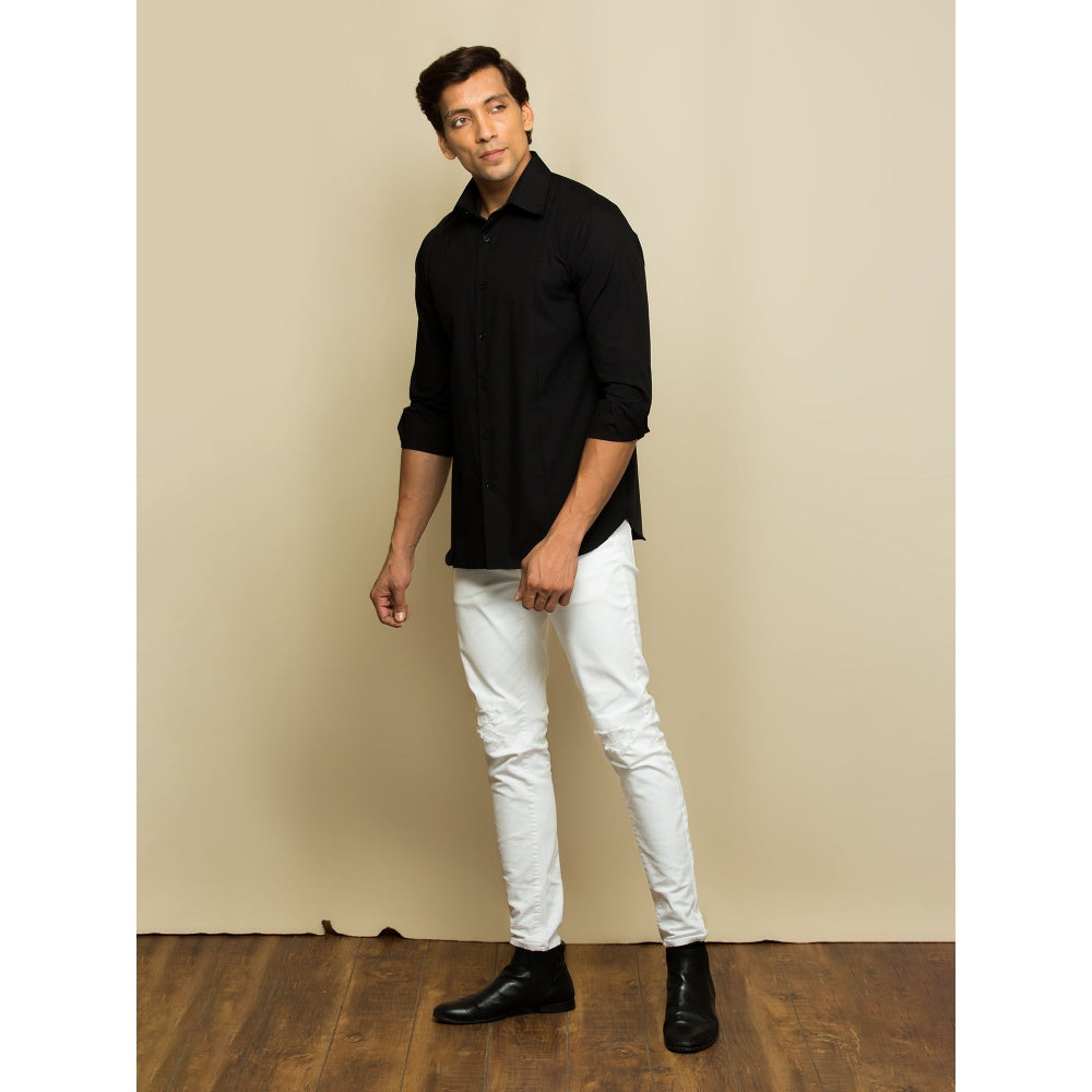 Echke Black Shirt with Inverted Pleat Detailing