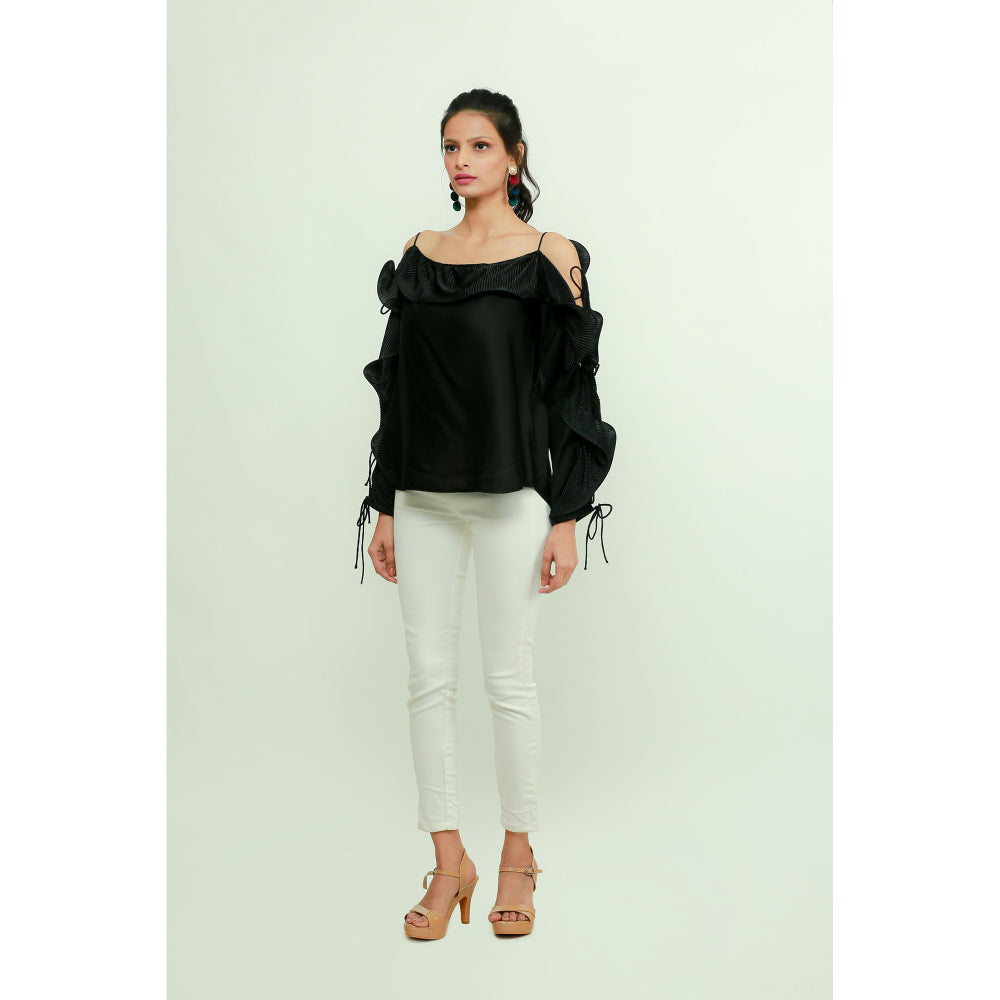 Echke Off Shoulder Top With Frills